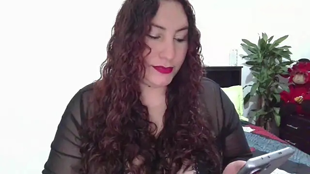 Snapshot of catalina_boobs chatting on February 2, 10:52 pm catalina boobs online show from February 2, 10:52 pm