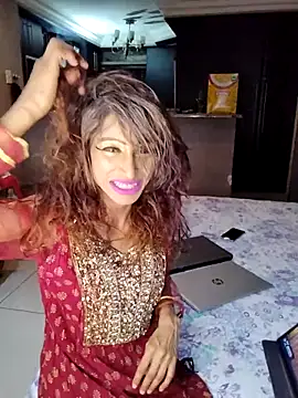 KamaLila online show from October 17, 4:53 pm