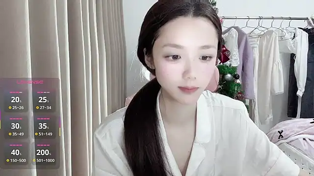 Snapshot of Puff-521 chatting on April 18, 7:12 am Puff-521 online show from April 18, 7:12 am