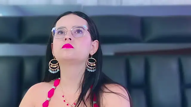 DahianaMoss online show from February 19, 11:39 am