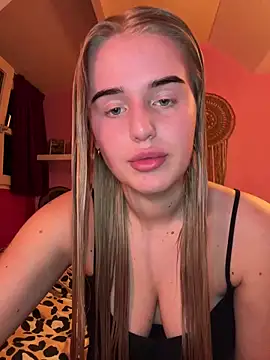 yourhornyslut online show from March 19, 8:32 pm