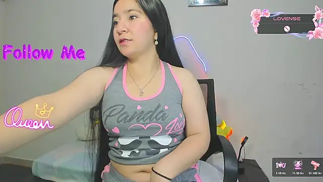 Snapshot of litle_mily_ chatting on July 24, 10:08 pm litle mily online show from July 24, 10:08 pm