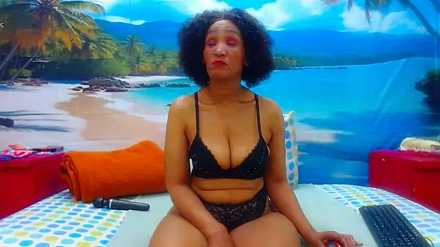 Snapshot of KARLASKYYxx chatting on July 17, 4:12 pm KARLASKYYxx online show from July 17, 4:12 pm