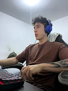 gojo satoru 18 online show from December 14, 4:51 am