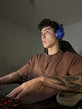 gojo satoru 18 online show from December 17, 1:55 am