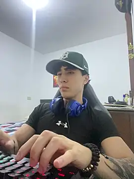 gojo satoru 18 online show from April 6, 3:04 am