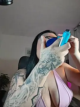 helena smith online show from February 24, 4:54 am