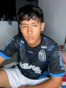 Snapshot of 70nick5672 chatting on November 8, 4:12 am 70nick5672 online show from November 8, 4:12 am