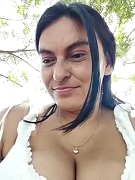 Snapshot of Horny-Mommy-Dirty chatting on February 19, 3:16 pm Horny-Mommy-Dirty online show from February 19, 3:16 pm