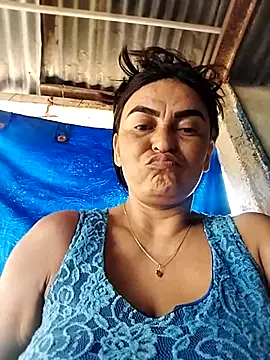 Snapshot of Horny-Mommy-Dirty chatting on February 21, 1:44 pm Horny-Mommy-Dirty online show from February 21, 1:44 pm