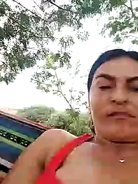 Snapshot of Horny-Mommy-Dirty chatting on March 21, 7:35 pm Horny-Mommy-Dirty online show from March 21, 7:35 pm