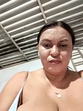 Snapshot of Horny-Mommy-Dirty chatting on September 15, 3:06 am Horny-Mommy-Dirty online show from September 15, 3:06 am