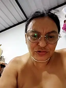 Horny-Mommy-Dirty online show from March 1, 2:24 am