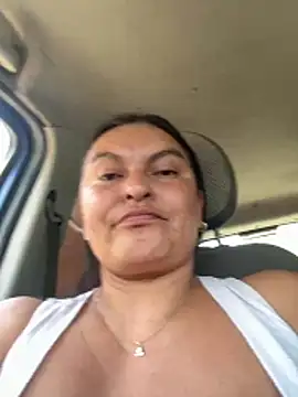 Snapshot of Horny-Mommy-Dirty chatting on May 7, 4:56 pm Horny-Mommy-Dirty online show from May 7, 4:56 pm