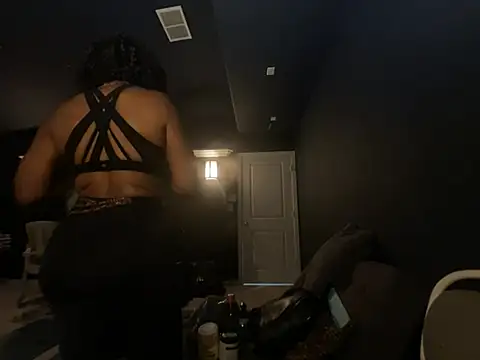 wynterheat online show from March 26, 4:34 pm