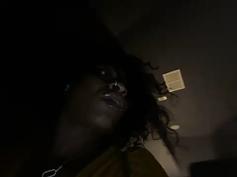 wynterheat online show from April 16, 9:39 pm