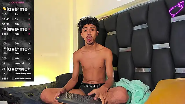 RyanRizzo online show from March 6, 1:35 pm