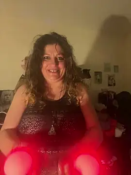 Snapshot of PepperyCodpiece chatting on May 6, 2:51 am PepperyCodpiece online show from May 6, 2:51 am