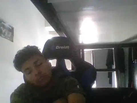 mateomalp675 90 online show from April 8, 5:57 pm