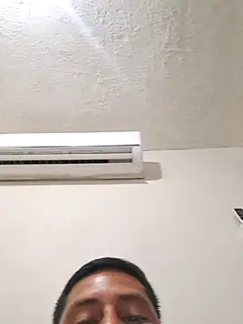 Snapshot of littleboyhot95 chatting on September 15, 9:15 pm littleboyhot95 online show from September 15, 9:15 pm