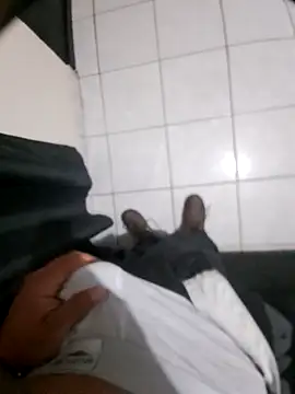 Snapshot of littleboyhot95 chatting on September 18, 12:01 am littleboyhot95 online show from September 18, 12:01 am