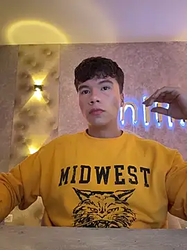 Logan smith1 online show from February 6, 5:34 am