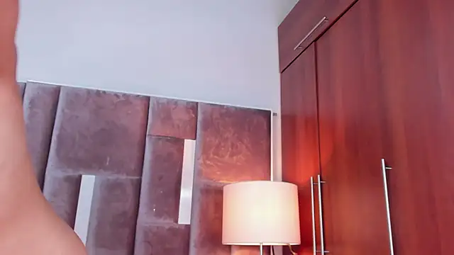 Nia Bunny online show from March 25, 1:17 pm