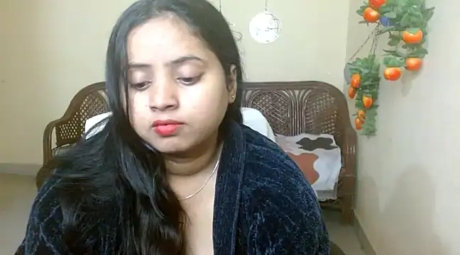 Snapshot of Amandaliss chatting on January 6, 6:14 am Amandaliss online show from January 6, 6:14 am