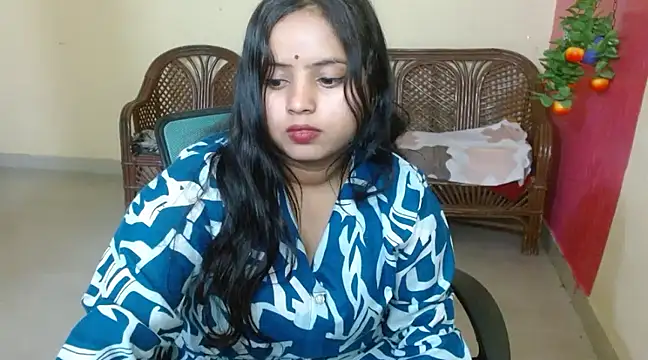 Snapshot of Amandaliss chatting on February 12, 7:02 am Amandaliss online show from February 12, 7:02 am