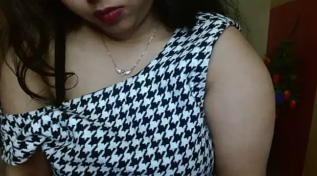 Snapshot of Amandaliss chatting on February 15, 6:44 am Amandaliss online show from February 15, 6:44 am