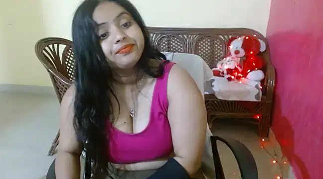 Snapshot of Amandaliss chatting on February 27, 5:24 am Amandaliss online show from February 27, 5:24 am