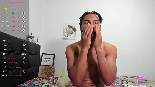 RoddyRich11 online show from October 16, 11:22 am