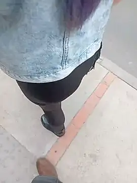 sophie banger online show from February 13, 7:10 pm