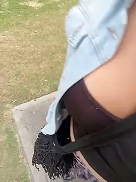 sophie banger online show from March 30, 9:16 pm