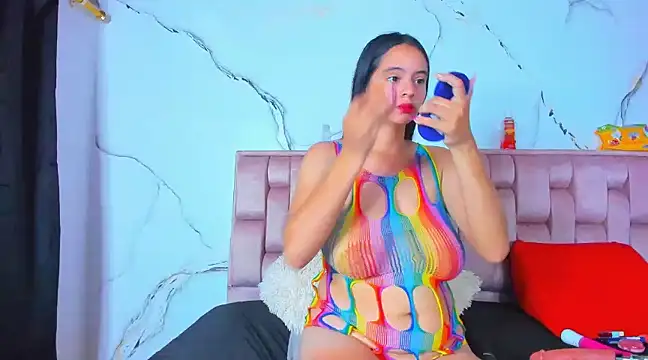 Snapshot of GabySteven chatting on December 11, 9:52 am GabySteven online show from December 11, 9:52 am