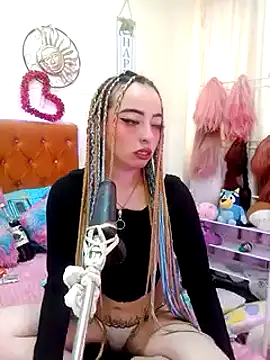 Yennastone online show from December 20, 5:40 pm