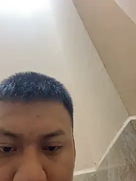 alejooxhot online show from June 17, 1:23 pm
