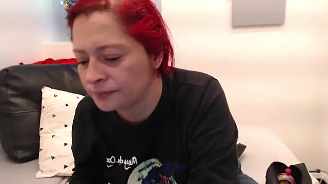 eva twiss online show from December 22, 1:41 pm