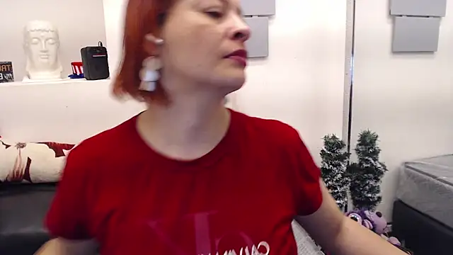 eva twiss online show from April 2, 12:47 pm