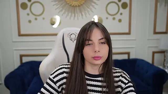 Snapshot of Alisa054 chatting on January 24, 8:54 pm Alisa054 online show from January 24, 8:54 pm