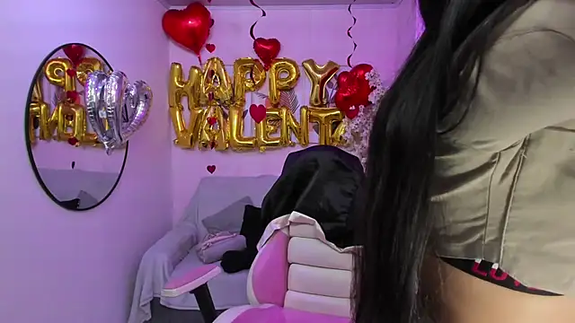 Zafiro t18 online show from February 15, 7:39 pm