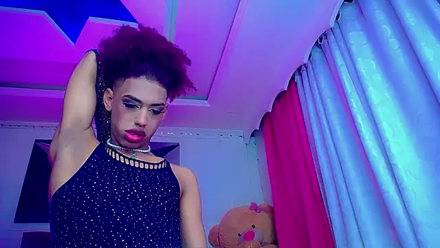 NahomiCamper online show from December 24, 9:06 am