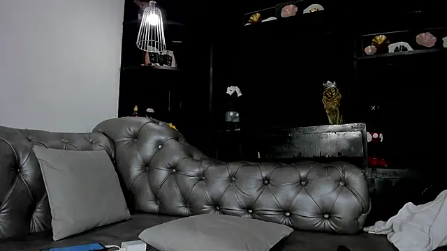 HeellBoy  online show from November 23, 2:22 am