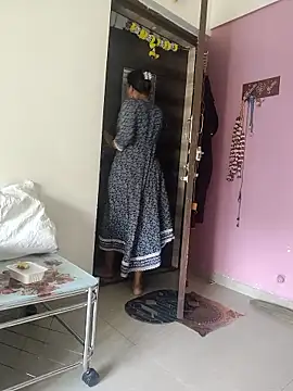 samitasharma online show from February 17, 4:53 am