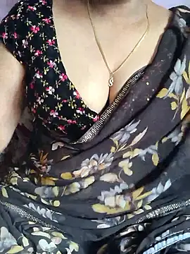 Snapshot of samitasharma chatting on June 17, 5:43 am samitasharma online show from June 17, 5:43 am