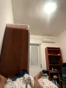 Snapshot of assbigpenis23 chatting on October 31, 12:33 am assbigpenis23 online show from October 31, 12:33 am