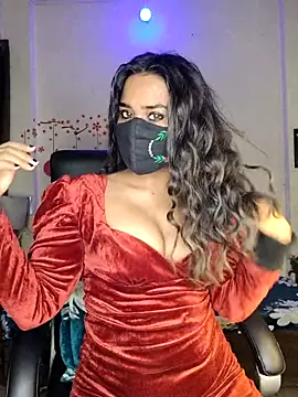 Snapshot of Black-Pearll chatting on April 21, 5:14 am Black-Pearll online show from April 21, 5:14 am