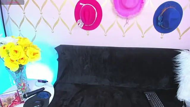 ladylians online show from December 16, 5:43 pm