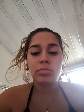 LaurenWelly  online show from January 15, 8:56 pm