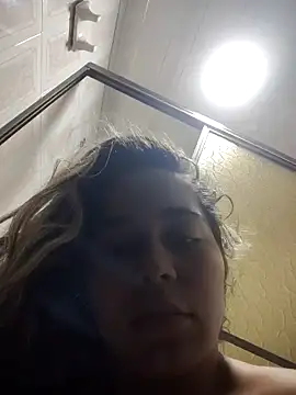 LaurenWelly  online show from May 4, 9:16 am